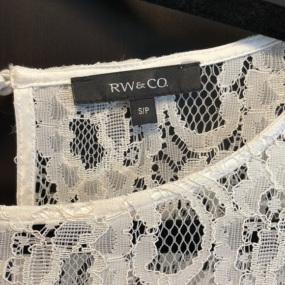 RW&CO. Shift Dress With White Lace Sleeves - Picture 5 of 5